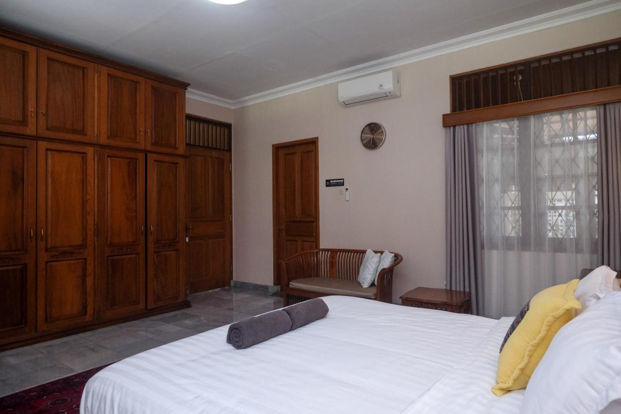 Sareh Villa By The Lavana Semarang Luaran gambar