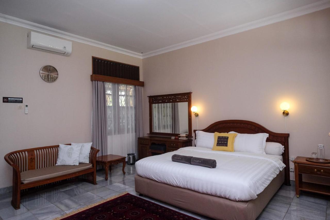 Sareh Villa By The Lavana Semarang Luaran gambar