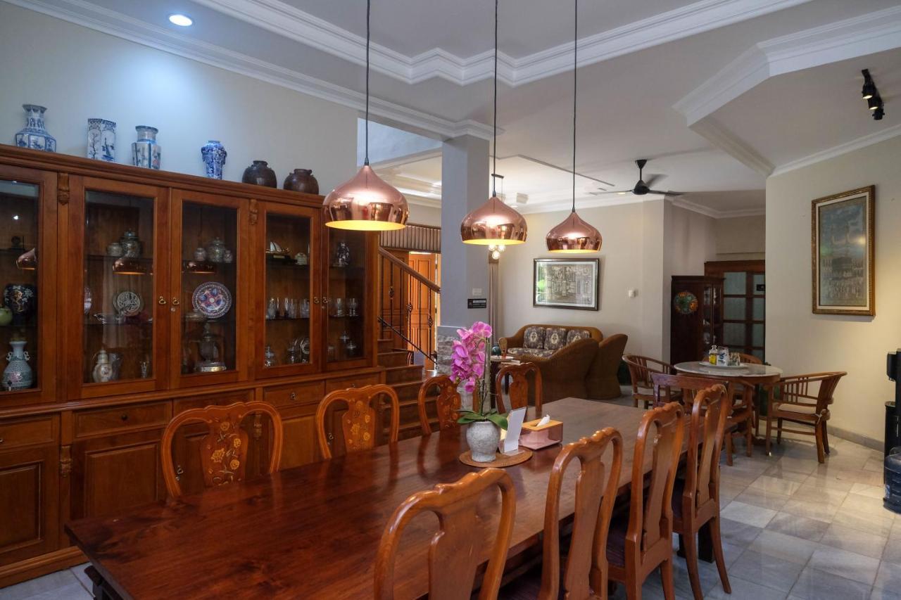 Sareh Villa By The Lavana Semarang Luaran gambar
