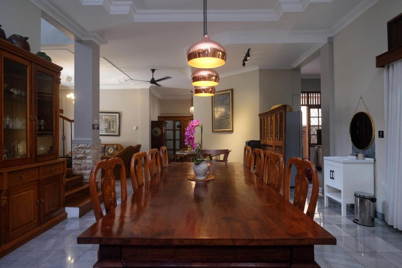 Sareh Villa By The Lavana Semarang Luaran gambar