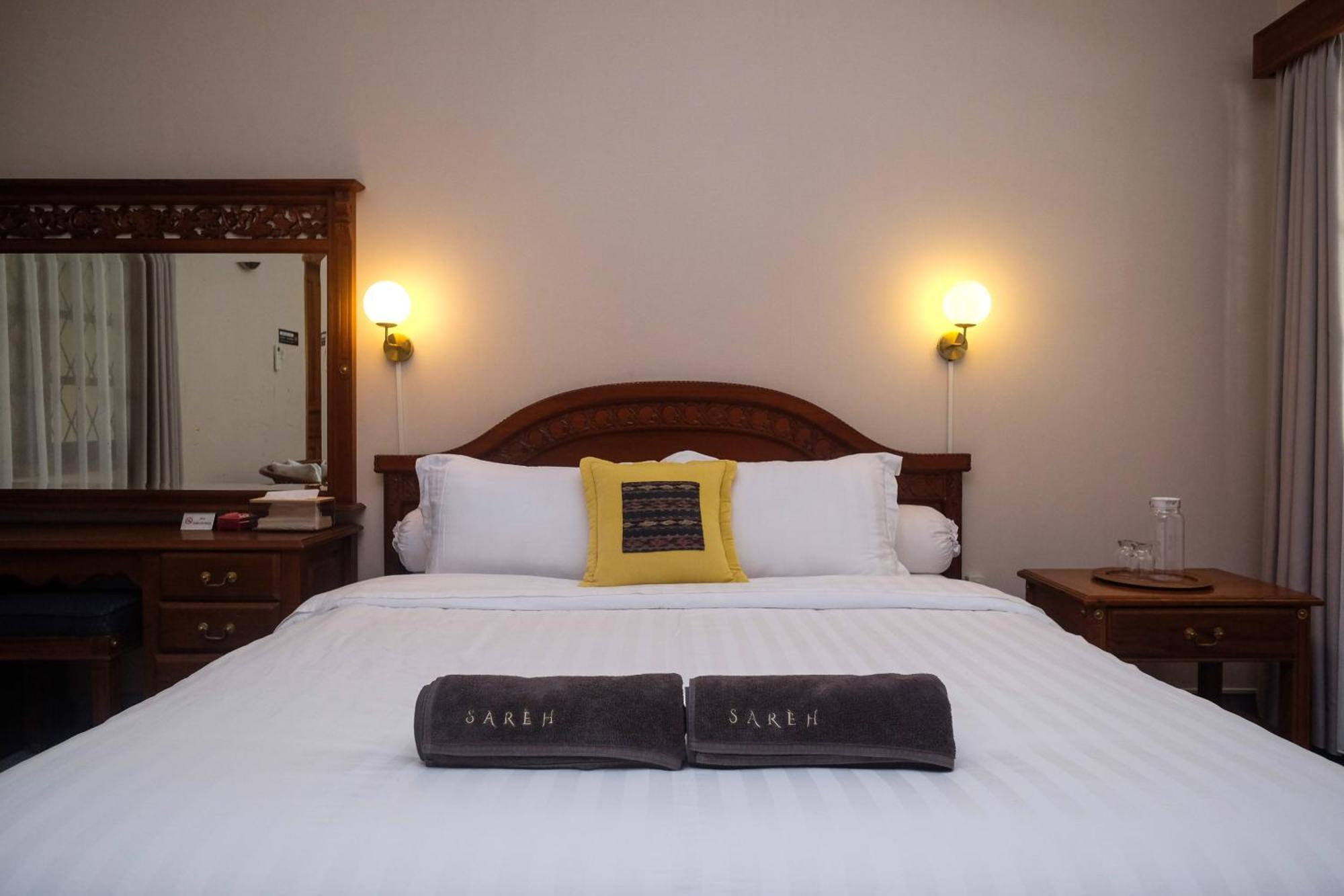 Sareh Villa By The Lavana Semarang Luaran gambar